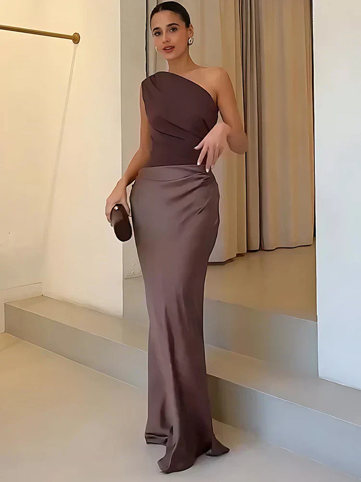 Maxikleid mit Schuldgefühl aus Satin
